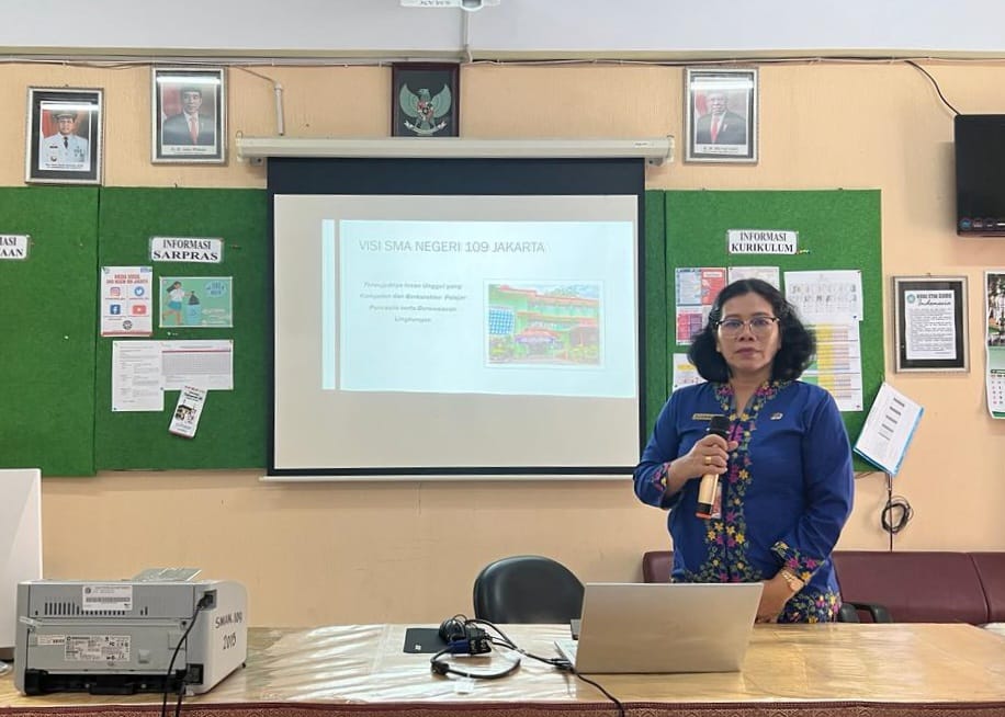 Kepala SMAN 109 Jakarta Berikan Penguatan Saat Menghadiri Rapat Koordinasi Tim Sekolah Sehat dan Tim Komunitas Belajar