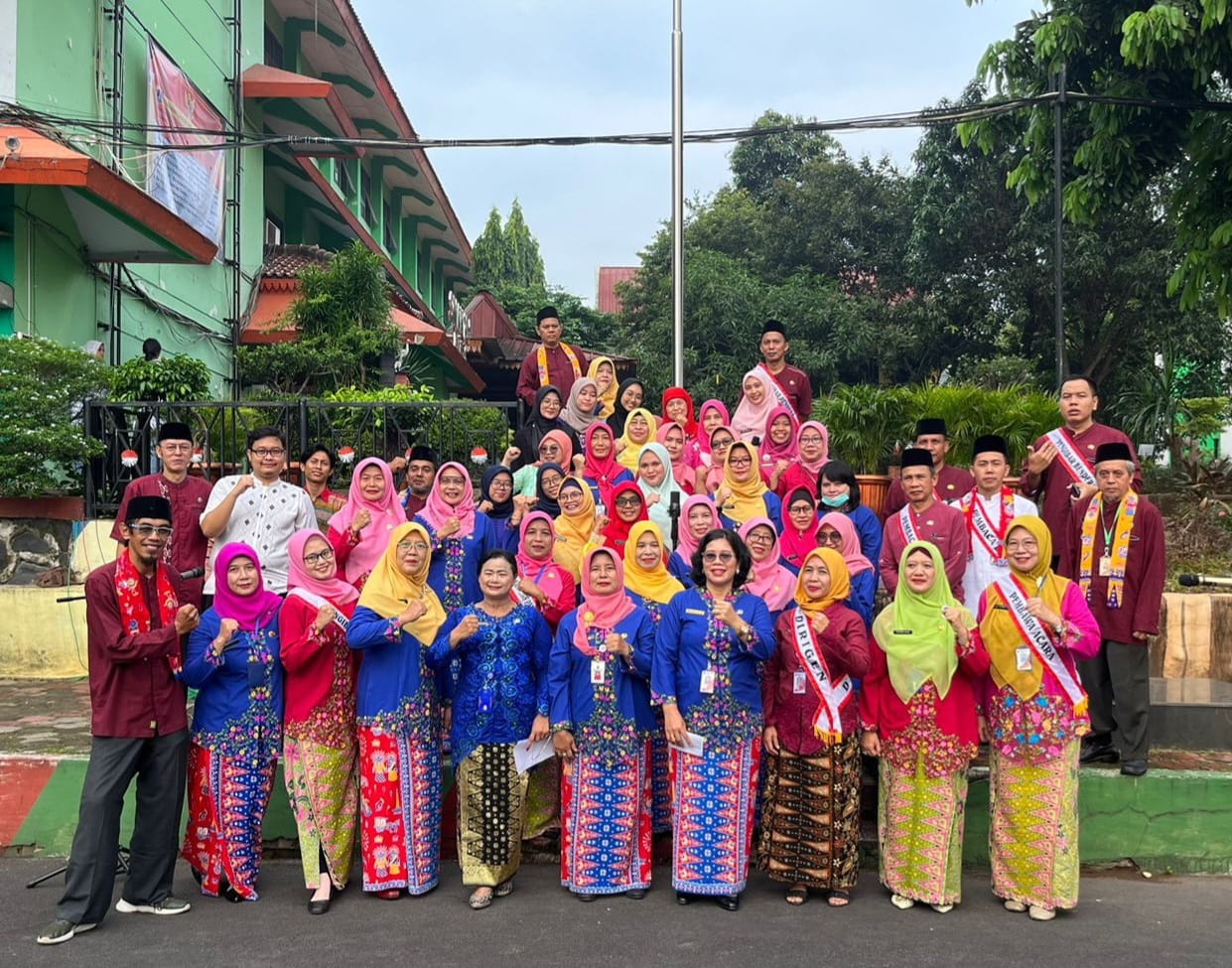 Kebahagiaan Yang Bermakna: Warga SMAN 109 Jakarta Rayakan HUT ke-78 Hari Guru Nasional Tahun 2023